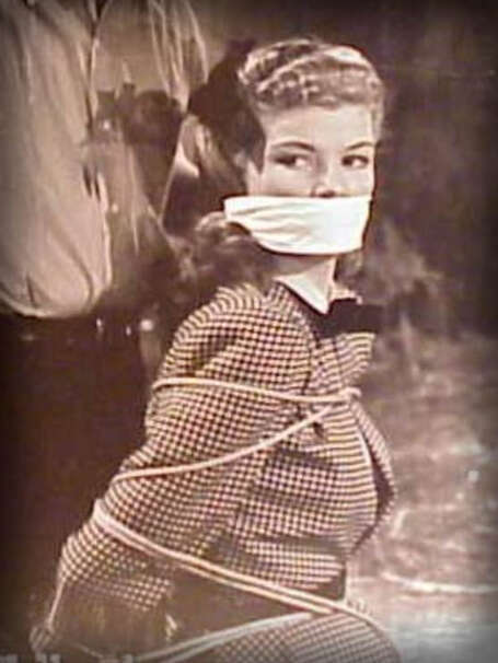 Federal-Operator-99-1945-orig-still--Helen-Talbot-series_dazzlerotica-com_damsels