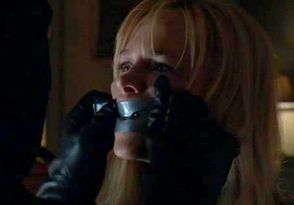 Held Hostage---(2009)---Julie Benz _dazzlerotica-com_damsels
