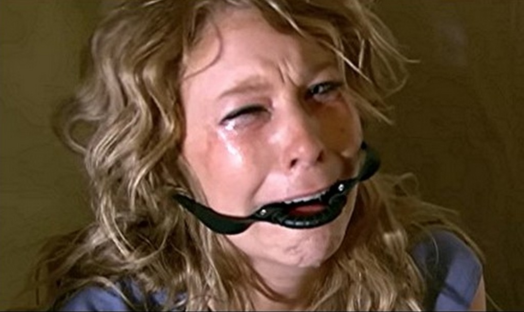 The-Hitchhiker---2007_dazzlerotica-com_damsels