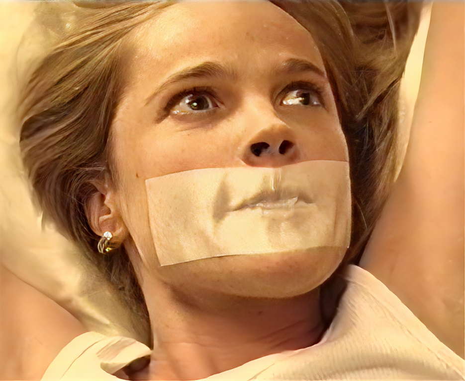The-Sandman---(1995)---Karoline Eichhorn_dazzlerotica-com_damsels